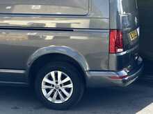 Volkswagen Transporter 2.0 TDI T30 Highline Panel Van 5dr Diesel DSG FWD LWB Euro 6 (s/s) (150 ps) - U1868