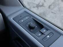 Volkswagen Transporter 2.0 TDI T28 Highline Panel Van 5dr Diesel DSG FWD SWB Euro 6 (s/s) (150 ps) - U1869