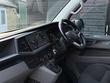 Volkswagen Transporter 2.0 TDI T28 Highline Panel Van 5dr Diesel DSG FWD SWB Euro 6 (s/s) (150 ps) - U1869