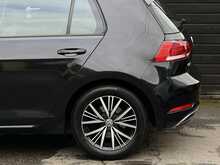 Volkswagen Golf 1.5 TSI EVO SE Nav Hatchback 5dr Petrol Manual Euro 6 (s/s) (130 ps) - U1874