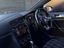 Volkswagen Golf 2.0 TSI GPF GTI Performance Hatchback 5dr Petrol DSG Euro 6 (s/s) (245 ps) - U1876