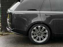 Land Rover Range Rover 3.0 D300 MHEV SE SUV 5dr Diesel Auto 4WD Euro 6 (s/s) (300 ps) - U1877