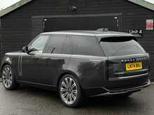 Land Rover Range Rover 3.0 D300 MHEV SE SUV 5dr Diesel Auto 4WD Euro 6 (s/s) (300 ps) - U1877
