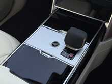 Land Rover Range Rover 3.0 D300 MHEV SE SUV 5dr Diesel Auto 4WD Euro 6 (s/s) (300 ps) - U1877