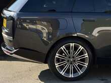 Land Rover Range Rover 3.0 D300 MHEV SE SUV 5dr Diesel Auto 4WD Euro 6 (s/s) (300 ps) - U1877