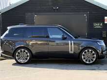 Land Rover Range Rover 3.0 D300 MHEV SE SUV 5dr Diesel Auto 4WD Euro 6 (s/s) (300 ps) - U1877