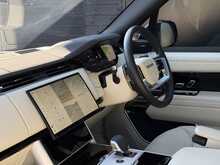 Land Rover Range Rover 3.0 D300 MHEV SE SUV 5dr Diesel Auto 4WD Euro 6 (s/s) (300 ps) - U1877