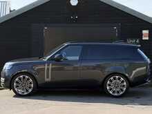 Land Rover Range Rover 3.0 D300 MHEV SE SUV 5dr Diesel Auto 4WD Euro 6 (s/s) (300 ps) - U1877