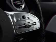 Mercedes-Benz EQA EQA 250 66.5kWh AMG Line (Premium Plus) SUV 5dr Electric Auto (190 ps) - U1885