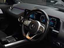 Mercedes-Benz EQA EQA 250 66.5kWh AMG Line (Premium Plus) SUV 5dr Electric Auto (190 ps) - U1885