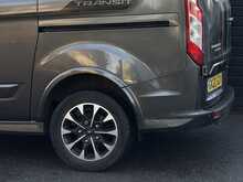 Ford Transit Custom 2.0 320 EcoBlue Sport Crew Van Double Cab 5dr Diesel Auto L1 H1 Euro 6 (s/s) (185 ps) - U1889