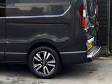 Renault Trafic 2.0 dCi Blue LL30 Sport+ Crew Van Double Cab 6dr Diesel Manual L2 H1 Euro 6 (s/s) (150 ps) - U1903