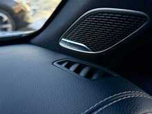 Mercedes-Benz A Class 2.0 A35 AMG (Premium Plus) Hatchback 5dr Petrol SpdS DCT 4MATIC Euro 6 (s/s) (306 ps) - U1905