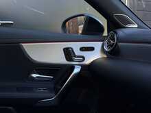 Mercedes-Benz A Class 2.0 A35 AMG (Premium Plus) Hatchback 5dr Petrol SpdS DCT 4MATIC Euro 6 (s/s) (306 ps) - U1905