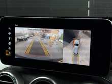 Mercedes-Benz GLC 2.0 GLC300d AMG Line (Premium Plus) SUV 5dr Diesel G-Tronic+ 4MATIC Euro 6 (s/s) (245 ps) - U1906