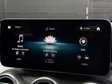 Mercedes-Benz GLC 2.0 GLC300d AMG Line (Premium Plus) SUV 5dr Diesel G-Tronic+ 4MATIC Euro 6 (s/s) (245 ps) - U1906