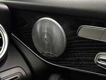 Mercedes-Benz GLC 2.0 GLC300d AMG Line (Premium Plus) SUV 5dr Diesel G-Tronic+ 4MATIC Euro 6 (s/s) (245 ps) - U1906