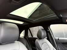 Mercedes-Benz GLC 2.0 GLC300d AMG Line (Premium Plus) SUV 5dr Diesel G-Tronic+ 4MATIC Euro 6 (s/s) (245 ps) - U1906