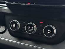 Renault Trafic 2.0 dCi Blue LL30 Sport+ Crew Van Double Cab 6dr Diesel Manual L2 H1 Euro 6 (s/s) (150 ps) - U1912