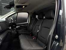 Renault Trafic 2.0 dCi Blue LL30 Sport+ Crew Van Double Cab 6dr Diesel Manual L2 H1 Euro 6 (s/s) (150 ps) - U1912