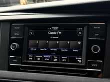 Volkswagen Transporter 2.0 TDI T28 Highline Panel Van 5dr Diesel DSG FWD SWB Euro 6 (s/s) (150 ps) - U1913