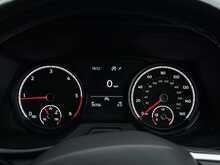 Volkswagen Transporter 2.0 TDI T30 Highline Panel Van 5dr Diesel DSG FWD LWB Euro 6 (s/s) (150 ps) - U1916