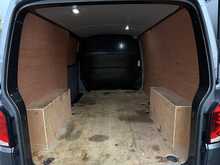 Volkswagen Transporter 2.0 TDI T30 Highline Panel Van 5dr Diesel DSG FWD LWB Euro 6 (s/s) (150 ps) - U1916