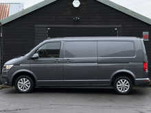 Volkswagen Transporter 2.0 TDI T30 Highline Panel Van 5dr Diesel DSG FWD LWB Euro 6 (s/s) (150 ps) - U1916