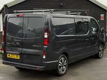 Renault Trafic 2.0 dCi Blue LL30 Sport+ Crew Van Double Cab 6dr Diesel Manual L2 H1 Euro 6 (s/s) (150 ps) - U1918