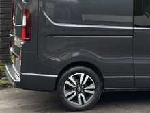 Renault Trafic 2.0 dCi Blue LL30 Sport+ Crew Van Double Cab 6dr Diesel Manual L2 H1 Euro 6 (s/s) (150 ps) - U1918