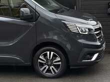 Renault Trafic 2.0 dCi Blue LL30 Sport+ Crew Van Double Cab 6dr Diesel Manual L2 H1 Euro 6 (s/s) (150 ps) - U1918