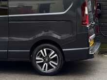 Renault Trafic 2.0 dCi Blue LL30 Sport+ Crew Van Double Cab 6dr Diesel Manual L2 H1 Euro 6 (s/s) (150 ps) - U1918