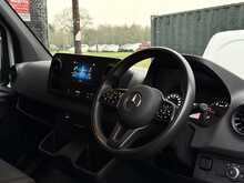 Mercedes-Benz Sprinter 2.0 315 CDI Progressive Panel Van 5dr Diesel G-Tronic RWD L3 H2 Euro 6 (s/s) (150 ps) - U1925