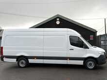 Mercedes-Benz Sprinter 2.0 315 CDI Progressive Panel Van 5dr Diesel G-Tronic RWD L3 H2 Euro 6 (s/s) (150 ps) - U1925