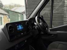 Mercedes-Benz Sprinter 2.0 315 CDI Progressive Panel Van 5dr Diesel G-Tronic RWD L3 H2 Euro 6 (s/s) (150 ps) - U1925