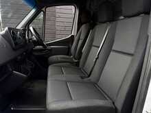 Mercedes-Benz Sprinter 2.0 315 CDI Progressive Panel Van 5dr Diesel G-Tronic RWD L3 H2 Euro 6 (s/s) (150 ps) - U1929