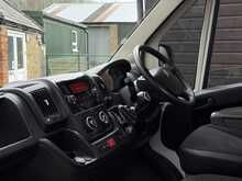 Citroen Relay 2.2 BlueHDi 35 Plus Ready To Run Dropside 2dr Diesel Manual L3 Euro 6 (s/s) (140 ps) - U1931