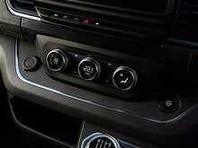 Renault Trafic 2.0 dCi Blue LL30 Sport+ Crew Van Double Cab 6dr Diesel Manual L2 H1 Euro 6 (s/s) (150 ps) - U1935