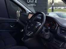 Renault Trafic 2.0 dCi Blue LL30 Sport+ Crew Van Double Cab 6dr Diesel Manual L2 H1 Euro 6 (s/s) (150 ps) - U1935