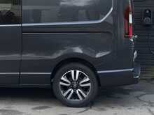 Renault Trafic 2.0 dCi Blue LL30 Sport+ Crew Van Double Cab 6dr Diesel Manual L2 H1 Euro 6 (s/s) (150 ps) - U1935