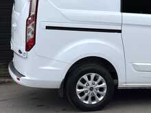 Ford Transit Custom 2.0 300 EcoBlue Limited Crew Van Double Cab 5dr Diesel Auto L1 H1 Euro 6 (130 ps) - U1940