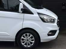 Ford Transit Custom 2.0 300 EcoBlue Limited Crew Van Double Cab 5dr Diesel Auto L1 H1 Euro 6 (130 ps) - U1940