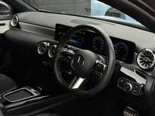 Mercedes-Benz A Class 1.3 A180h MHEV AMG Line (Executive) Hatchback 5dr Petrol Hybrid 7G-DCT Euro 6 (s/s) (150 ps) - U1946