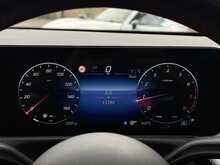 Mercedes-Benz A Class 1.3 A180h MHEV AMG Line (Executive) Hatchback 5dr Petrol Hybrid 7G-DCT Euro 6 (s/s) (150 ps) - U1946