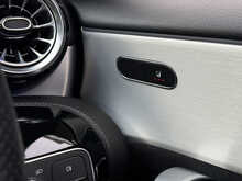 Mercedes-Benz A Class 1.3 A180h MHEV AMG Line (Executive) Hatchback 5dr Petrol Hybrid 7G-DCT Euro 6 (s/s) (150 ps) - U1946