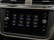 Volkswagen Tiguan Allspace 1.5 TSI R-Line SUV 5dr Petrol DSG Euro 6 (s/s) (150 ps) - U1947