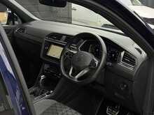 Volkswagen Tiguan Allspace 1.5 TSI R-Line SUV 5dr Petrol DSG Euro 6 (s/s) (150 ps) - U1947
