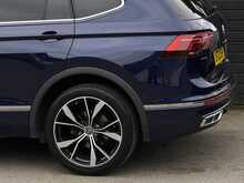 Volkswagen Tiguan Allspace 1.5 TSI R-Line SUV 5dr Petrol DSG Euro 6 (s/s) (150 ps) - U1947
