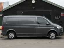 Volkswagen Transporter 2.0 TDI T30 Highline Panel Van 5dr Diesel DSG FWD LWB Euro 6 (s/s) (150 ps) - U1952