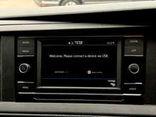 Volkswagen Transporter 2.0 TDI T30 Highline Panel Van 5dr Diesel DSG FWD LWB Euro 6 (s/s) (150 ps) - U1952